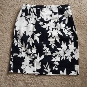Navy Blue and White Floral Pencil Skirt size